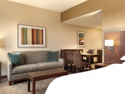 Embassy By Hilton Akron Canton Airport