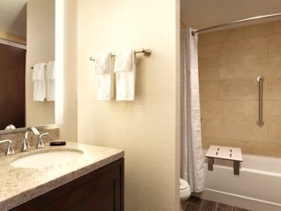Embassy By Hilton Akron Canton Airport