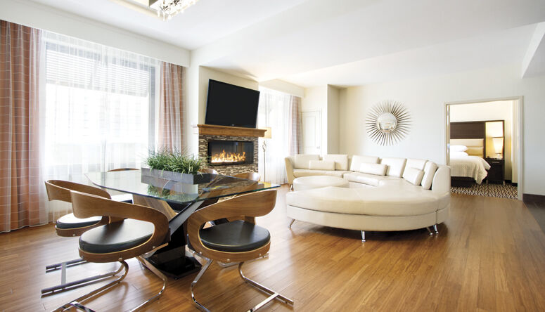 Hotel Embassy By Hilton Akron Canton Airport 4*
